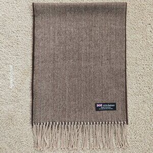 NWOT Cashmere Herringbone Scarf Brown & Creme Made in Scotland